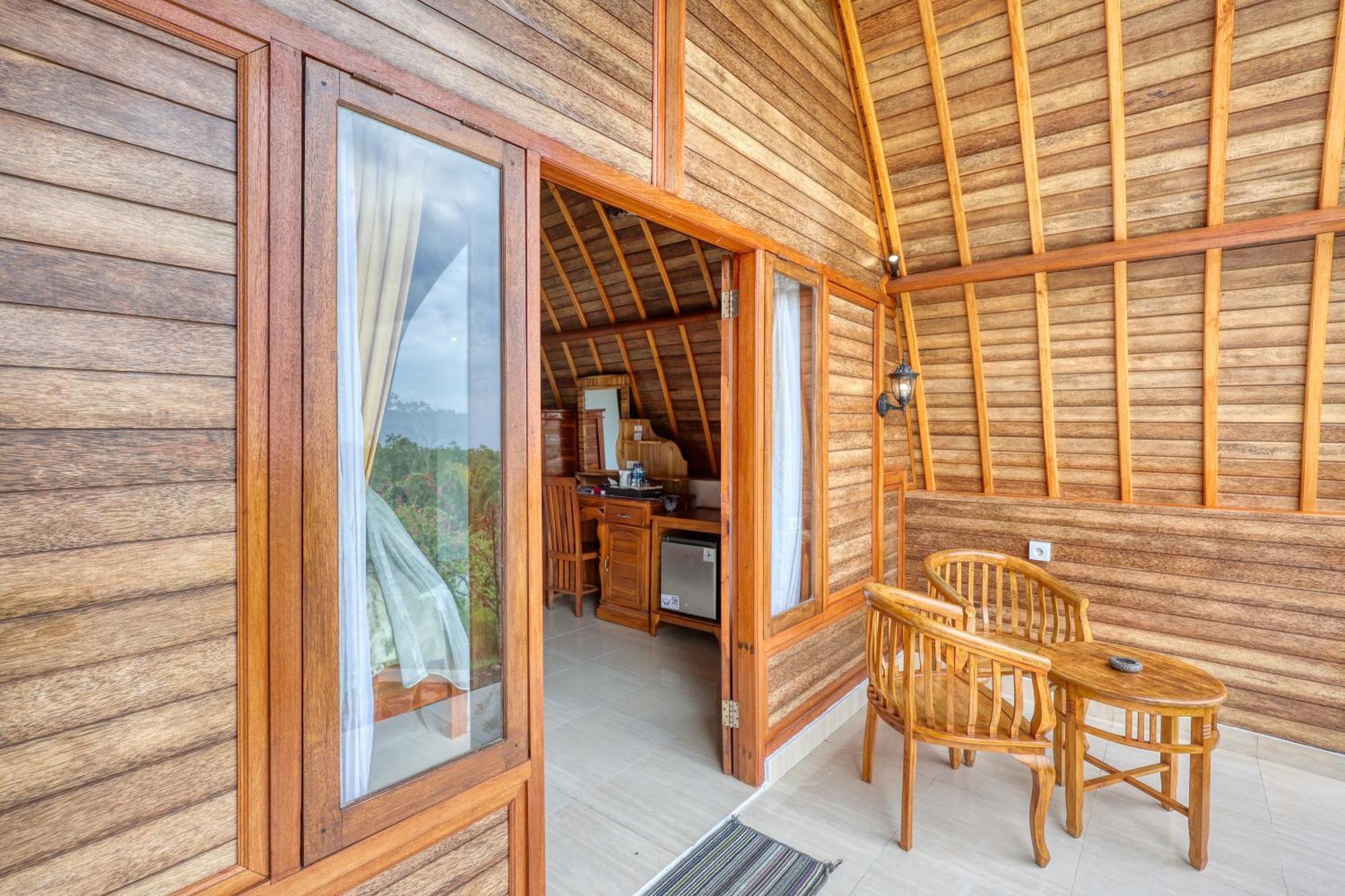 Bagia Bungalows Batumadeg Pokoj fotografie