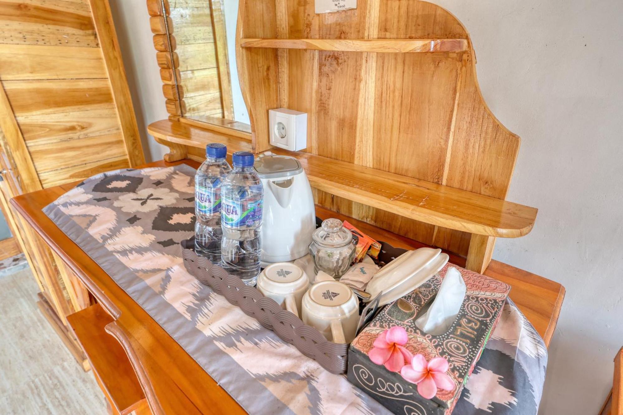 Bagia Bungalows Batumadeg Pokoj fotografie