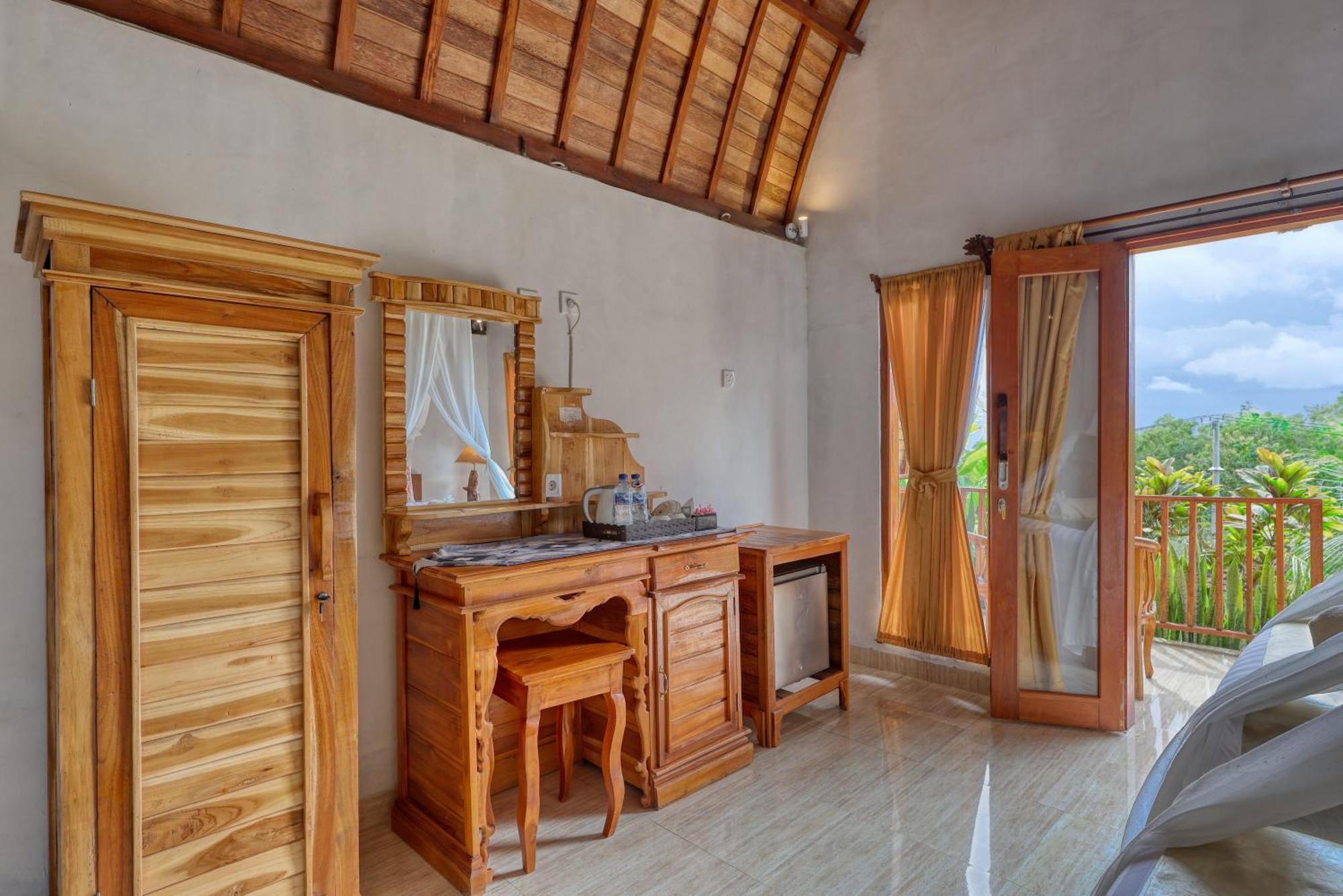 Bagia Bungalows Batumadeg Pokoj fotografie